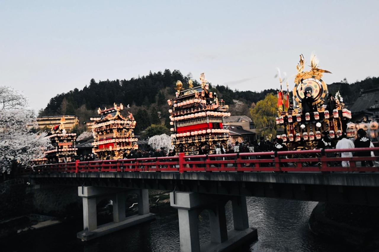 游　別邸　飛騨高山　狐福 Villa Ngoại thất bức ảnh